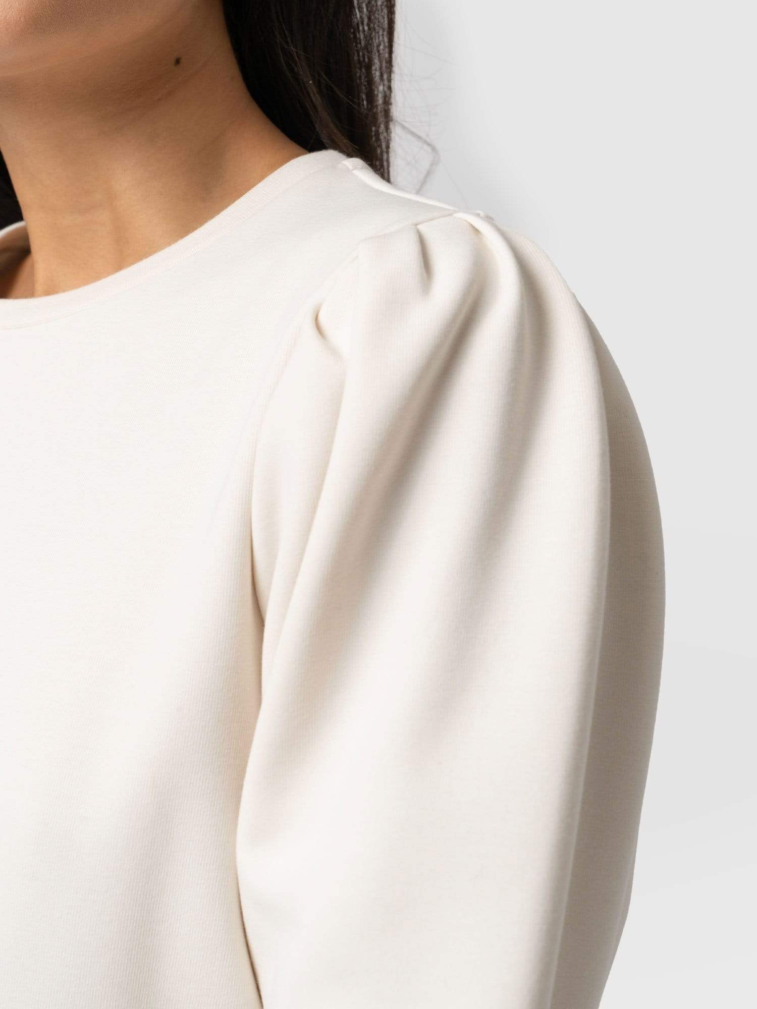 Midnight Sweater Cream - Women's Sweaters | Saint + Sofia® EU